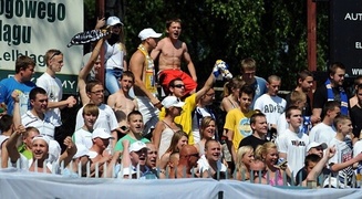 Tylko remis Olimpii z Sokołem, walka o awans trwa