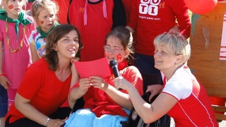 Dziecięca zabawa na \"Urodzinach Europy\"