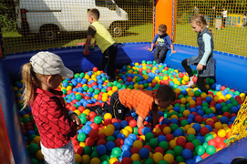 Uczcili awans gradem goli (piłka nożna)