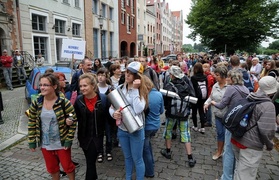 Wyruszyli, by się modlić Wyruszyli, by się modlić