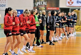 Start przegrał z Piotrcovią (piłka ręczna)