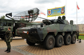 Świętowanie z żołnierzami