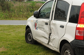 Zderzenie trzech aut w Kazimierzowie