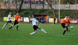 Derby dla Olimpii 2004 (piłka nożna)
