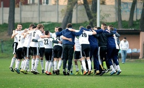 Derby dla Olimpii 2004 (piłka nożna)