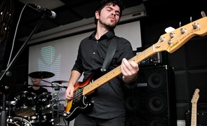 Sztywny Pal Azji
