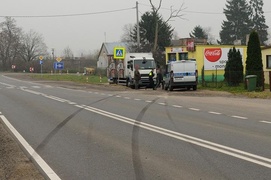 Pijany uderzył w sklep