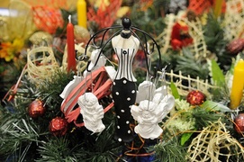 W poszukiwaniu prezentów i gwiazdkowych ozdób