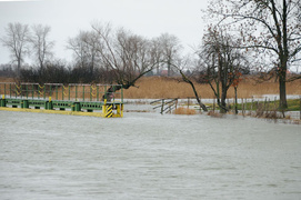 Powiało... i mamy cofkę