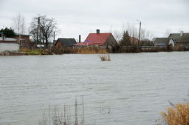 Powiało... i mamy cofkę