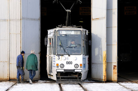 Pierwszy wyjeżdża o 4.04