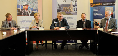 PWSZ rozwija skrzydła