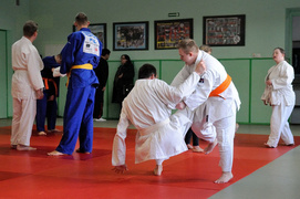 Mistrzostwa za 10 dni, a pieniędzy brak...