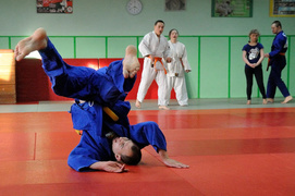 Mistrzostwa za 10 dni, a pieniędzy brak...