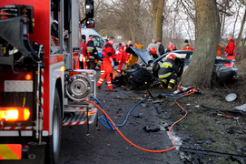 Czołowe zderzenie. Cztery osoby ranne
