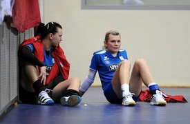 Na początek porażka (piłka ręczna)