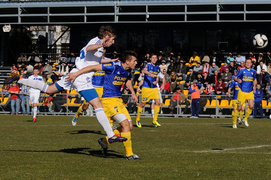 Olimpia poległa z Arką 1:4 (piłka nożna)