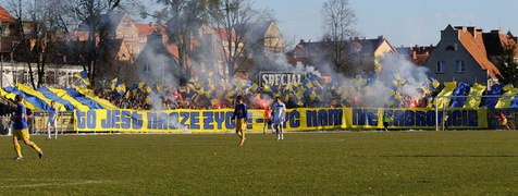 Olimpia poległa z Arką 1:4 (piłka nożna)
