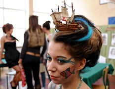 A na głowie cztery żywioły...