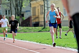 Pobiegli na 1 km