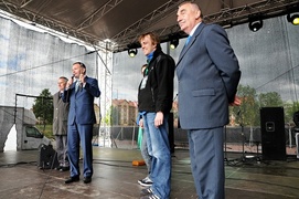 Przejęli władzę w mieście