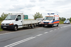 Wypadek w Karczowiskach Górnych: dwie osoby ranne