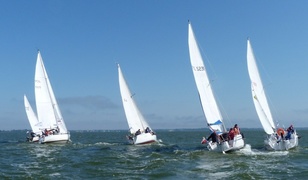 W spiekocie i burzy przez Zalew Wiślany