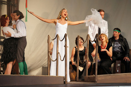 Muzyczny rejs w trzech językach