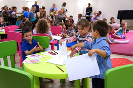 Policjanci czytali dzieciom