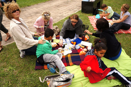Ziołowy piknik na dziedzińcu Galerii EL