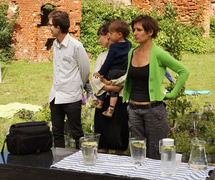 Ziołowy piknik na dziedzińcu Galerii EL