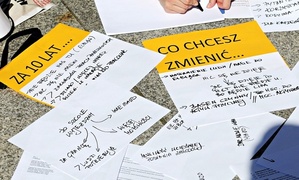 Ani wieńce, ani kwiaty
