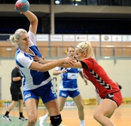 Start nadal wygrywa (piłka ręczna)