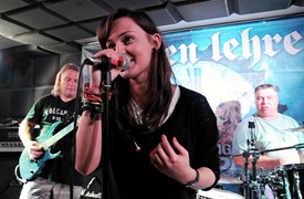 Achtung! Farben Lehre!