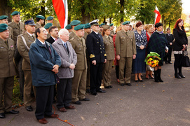 Batalion zlikwidowany, żołnierze na walizkach