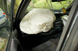 Helenowo: oplem w drzewo