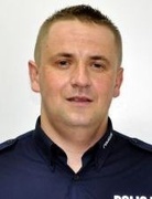 Nr 21. mł. asp. Jarosław Wojtowicz,rewir 1. Ulice: Fredry, Idzikowskiego, Junaków, Kielecka, Kilińskiego, Malborska od 77 od 78, Mielczarskiego, Narciarska, Olkuska, Olsztyńska, Skrzydlata, Łódzka, Łomżyńska