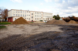 Orliki w budowie