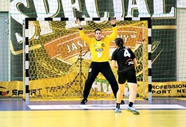 SPR pokonał Start (piłka ręczna)