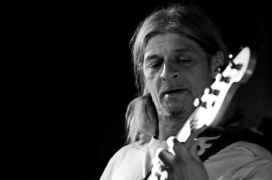 Cree łączy pokolenia