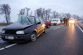 Po wypadku czekali na karetkę aż 40 minut!