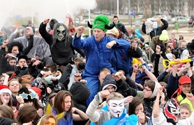 Młodym jest się tylko raz