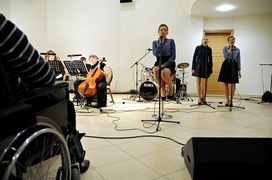 Być kobietą, być kobietą…