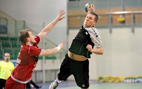 Meblarze pokonali olsztyńską Warmię (piłka ręczna)