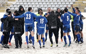 Wisła wygrała bitwę na śniegu (piłka nożna)