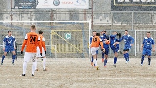 Wisła wygrała bitwę na śniegu (piłka nożna)