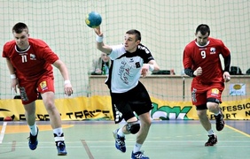 Meblarze pokonali Akademików z Warszawy (piłka ręczna)