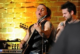 Hard, rock i cafe