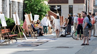 A czego tu się wstydzić? Talentu?