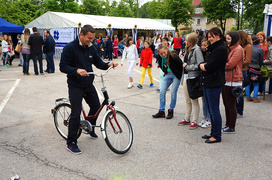 „Mali Einsteini” odkrywają świat